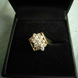 A cocktail diamond ring just stunning and elegant